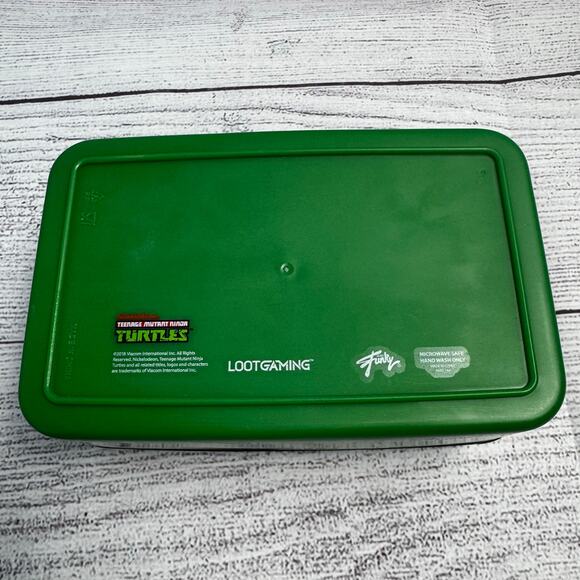 Loot Crate Gaming Teenage Mutant Ninja Turtles Bento Lunch Box - Picture 3 of 4